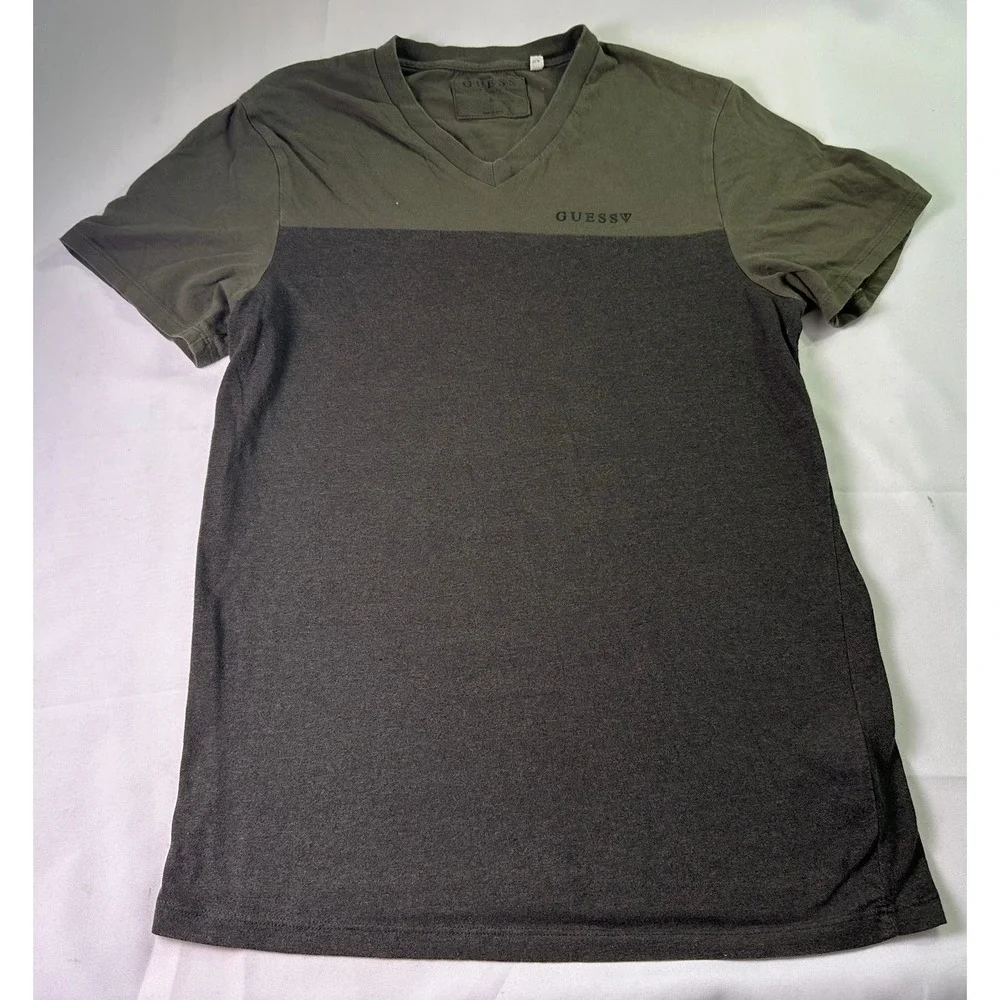 Guess Los‎ Angeles Mens Small S Colorblock V-Neck T-Shirt Olive Gray Streetwear - Picture 2 of 8